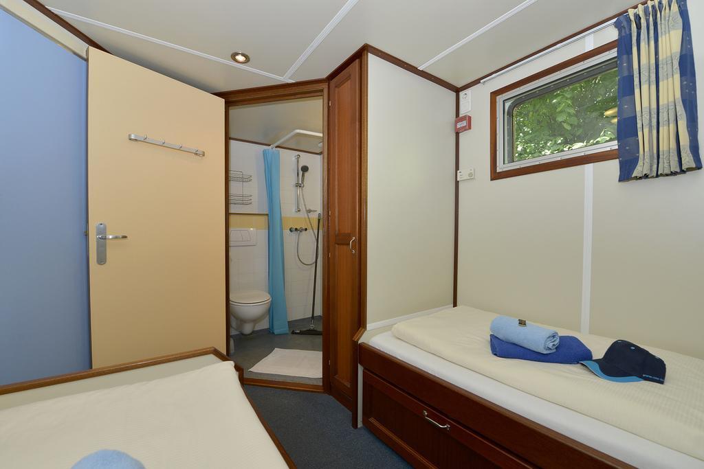 Ms Mecklenburg Hotelschiff Berlin Bagian luar foto